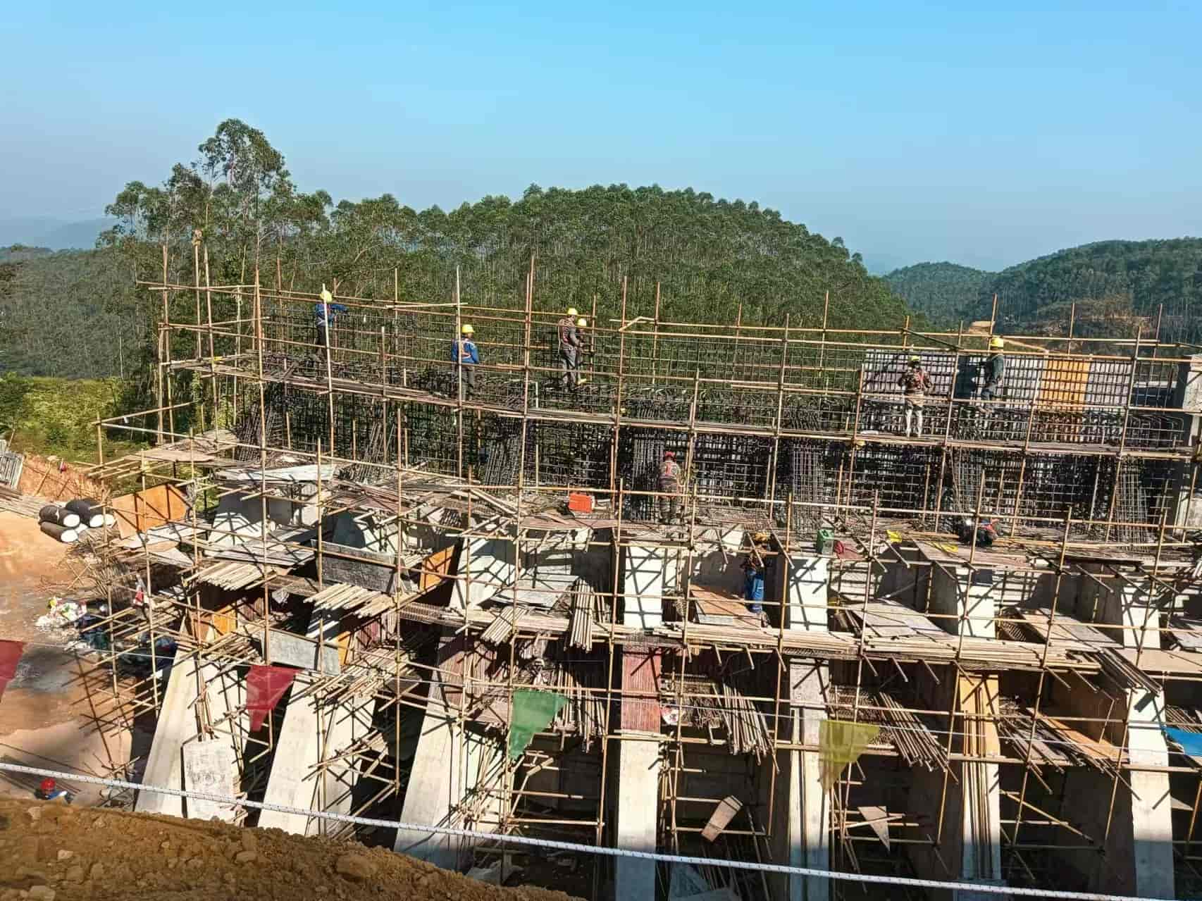 尾矿库挡土墙钢筋绑扎