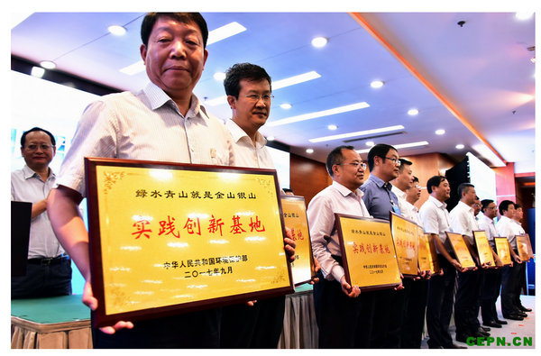 1505973093116481.png blob.png